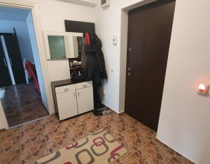 Lakás 2 szobák eladó on Floresti