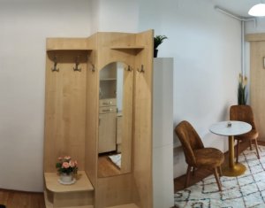 Apartament 2-3 camere, balcon mare, etaj 1, Gheorgheni