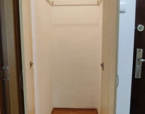 Apartament 2-3 camere, balcon mare, etaj 1, Gheorgheni