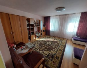 Appartement 4 chambres à vendre dans Cluj-napoca, zone Manastur