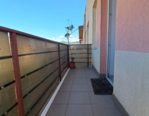 Lakás 2 szobák eladó on Floresti