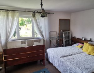 Casa individuala cu gradina frumoasa, teren mare Moldovenesti-Cluj