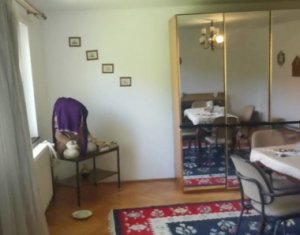 Casa individuala cu gradina frumoasa, teren mare Moldovenesti-Cluj