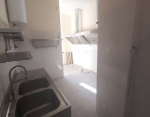 Spatiu comercial, alimentatie publica, vitrina, vad