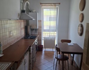 Lakás 2 szobák eladó on Floresti