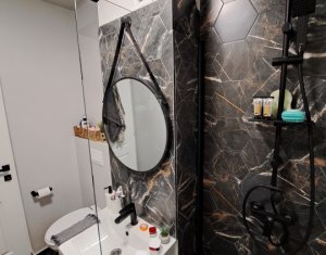 Lakás 3 szobák eladó on Floresti