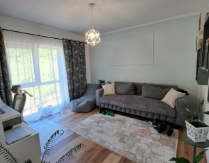 Lakás 3 szobák eladó on Floresti