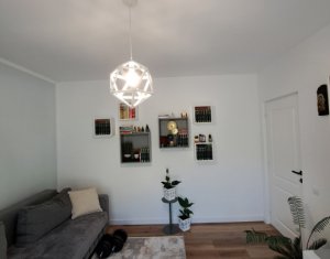 Lakás 3 szobák eladó on Floresti