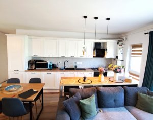 Lakás 3 szobák eladó on Floresti