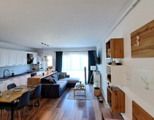 Lakás 3 szobák eladó on Floresti