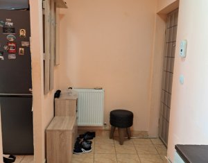 Apartment 1 rooms for sale in Floresti