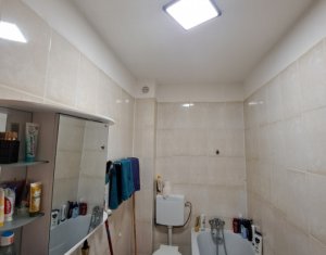 Apartment 1 rooms for sale in Floresti