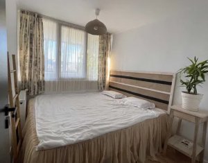 Appartement 4 chambres à vendre dans Cluj-napoca, zone Manastur