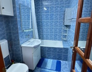 Appartement 4 chambres à louer dans Cluj-napoca, zone Marasti
