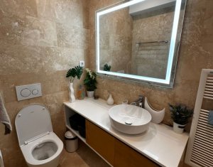 Appartement 5 chambres à vendre dans Cluj-napoca, zone Buna Ziua