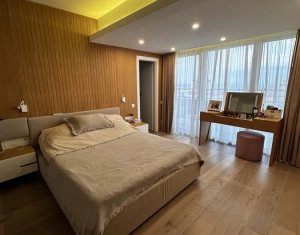 Appartement 5 chambres à vendre dans Cluj-napoca, zone Buna Ziua