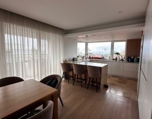 Appartement 5 chambres à vendre dans Cluj-napoca, zone Buna Ziua