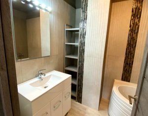 Appartement 3 chambres à louer dans Cluj-napoca, zone Centru