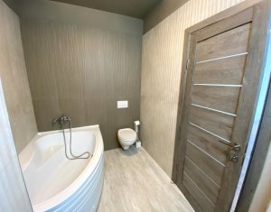 Appartement 3 chambres à louer dans Cluj-napoca, zone Centru