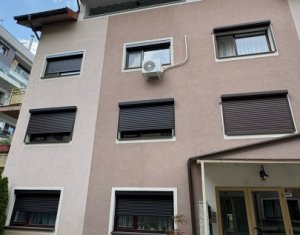 Appartement 4 chambres à vendre dans Cluj-napoca, zone Buna Ziua