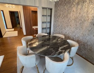 Appartement 4 chambres à vendre dans Cluj-napoca, zone Buna Ziua