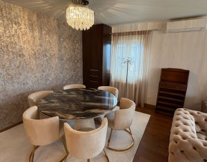 Appartement 4 chambres à vendre dans Cluj-napoca, zone Buna Ziua