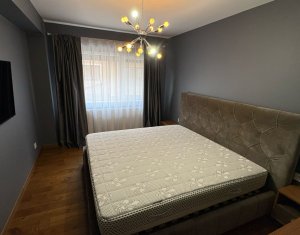 Appartement 4 chambres à vendre dans Cluj-napoca, zone Buna Ziua