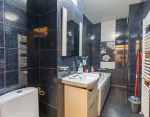 Apartament 3 camere/2 bai, strada Dorobantilor