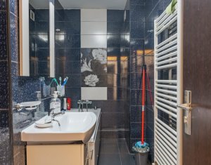 Apartament 3 camere/2 bai, strada Dorobantilor