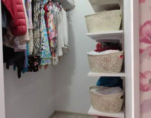 Appartement  chambres à vendre dans Floresti