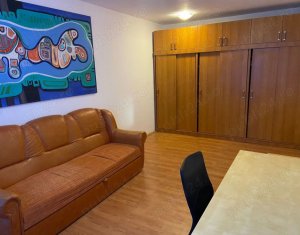 Lakás  szobák eladó on Floresti