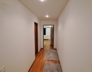 Lakás 2 szobák eladó on Floresti