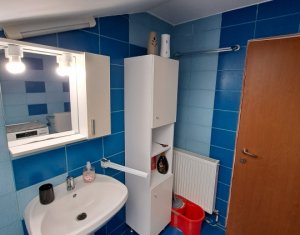 Lakás 2 szobák eladó on Floresti