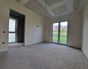 House 5 rooms for sale in Chinteni