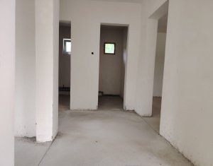  Teren 625 mp + Casă Renovată. Posibilitate Extindere sau Construcție Nouă