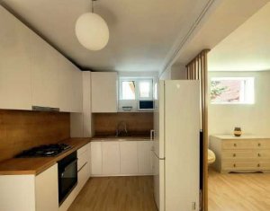 Maison 3 chambres à louer dans Cluj-napoca, zone Grigorescu