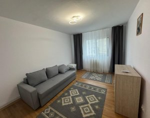 Appartement 3 chambres à louer dans Cluj-napoca, zone Manastur