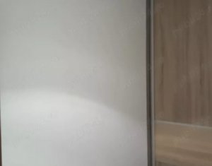 Lakás  szobák eladó on Floresti