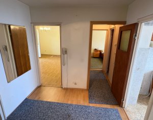 Lakás 3 szobák eladó on Cluj-napoca, Zóna Manastur