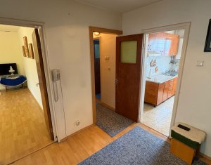 Lakás 3 szobák eladó on Cluj-napoca, Zóna Manastur