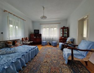 House 4 rooms for sale in Lita