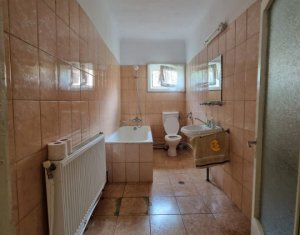 House 4 rooms for sale in Lita