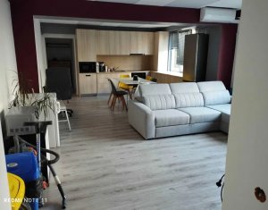 , 83m2 dans Cluj-napoca, zone Centru