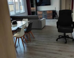 Appartement 4 chambres à vendre dans Cluj-napoca, zone Centru