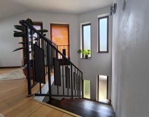 Casa individuala 5 camere, Floresti, strada linistita