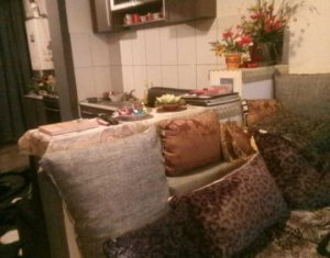 Lakás 2 szobák eladó on Floresti