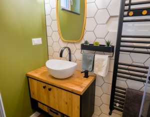 Confort urban, liniste rurala – casa de vanzare la 15 km de Cluj