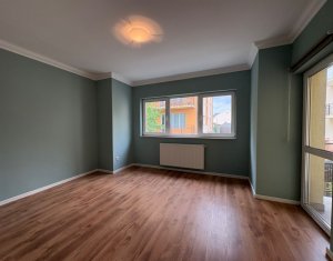 Ház 4 szobák kiadó on Cluj-napoca, Zóna Buna Ziua