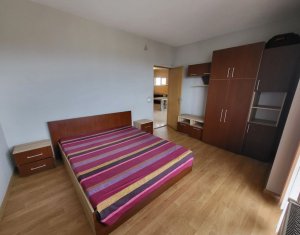 Appartement 3 chambres à louer dans Cluj-napoca, zone Zorilor
