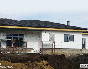 Ház 3 szobák eladó on Valcele